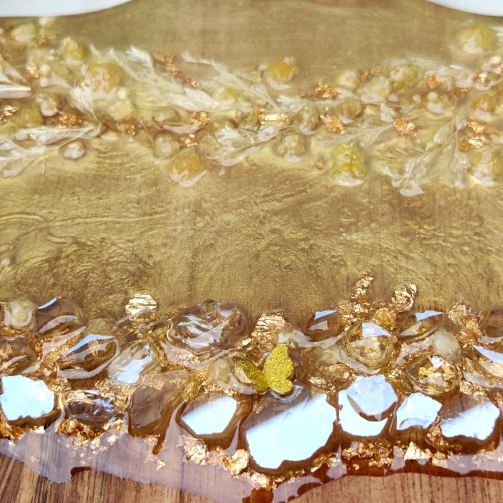 12. Resin Acacia Wood Charcuterie/Cheese Board - Picture 4 of 7